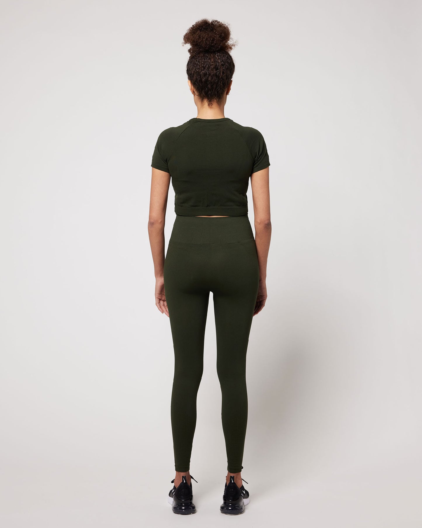 Signature Seamless Tee Army Green